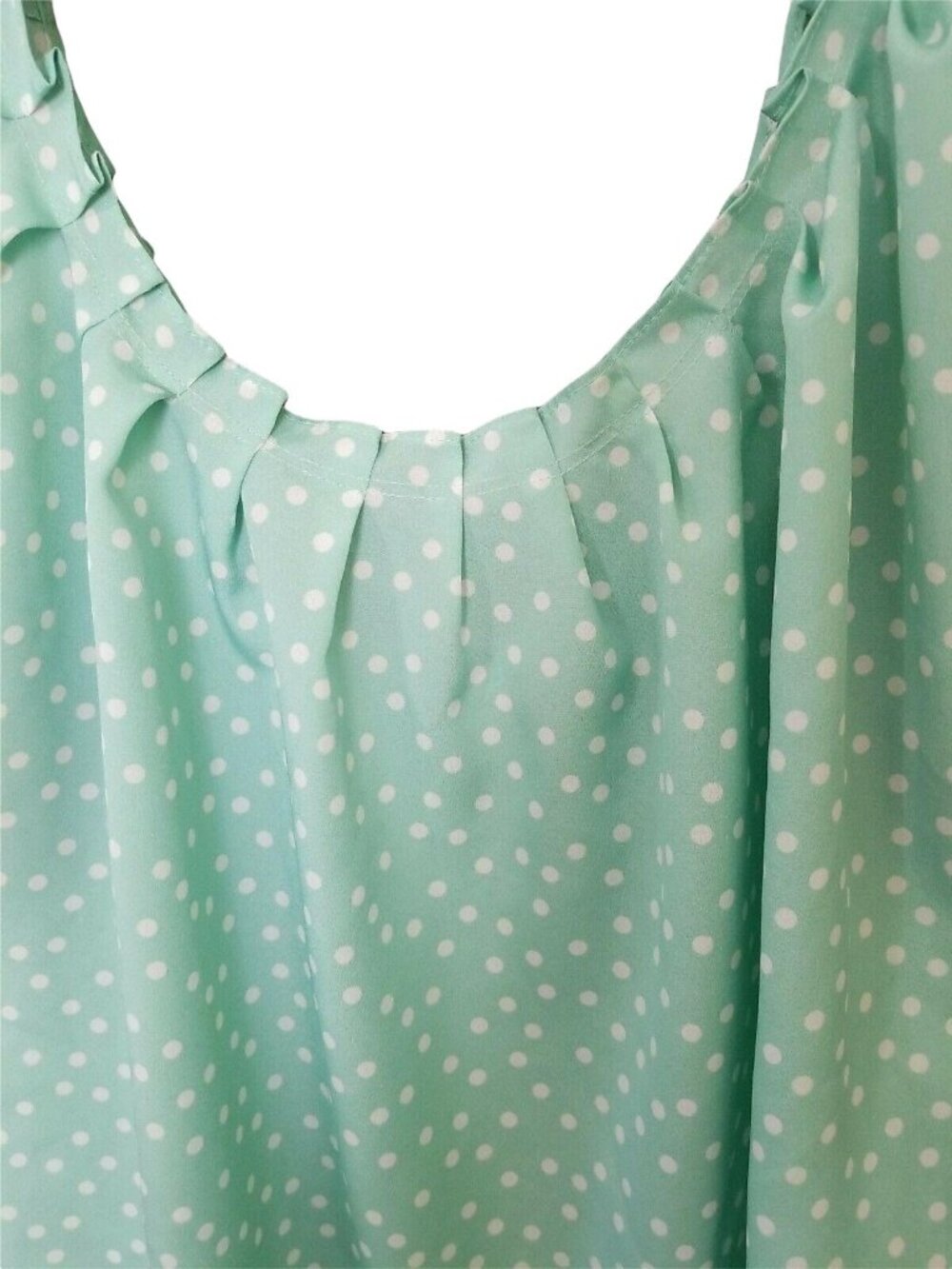 Lauren Conrad Size M Blouse Coquette Polka Dot Pleated Keyhole Tie Flirty Teal - Picture 4 of 4